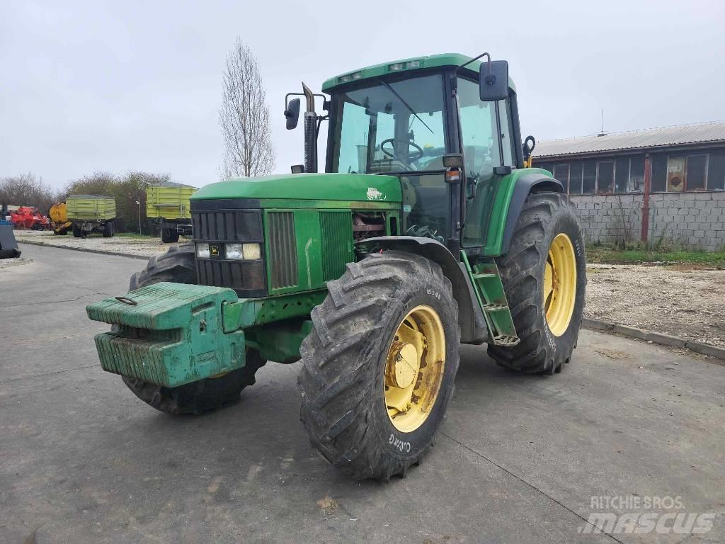 John Deere 6910 Traktoriai