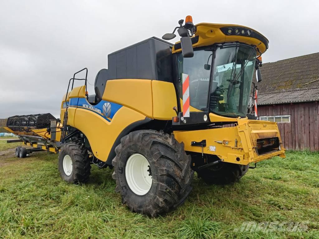 New Holland CX6.80 Derliaus nuėmimo kombainai