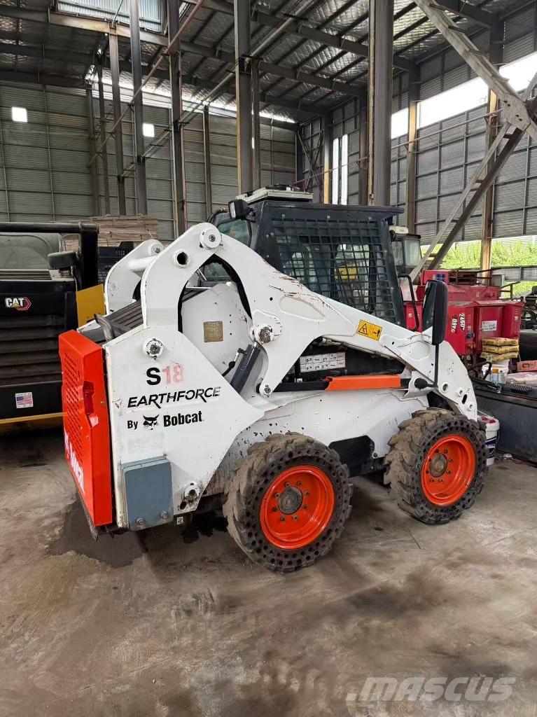 Bobcat S 18 Krautuvai su šoniniu pasukimu
