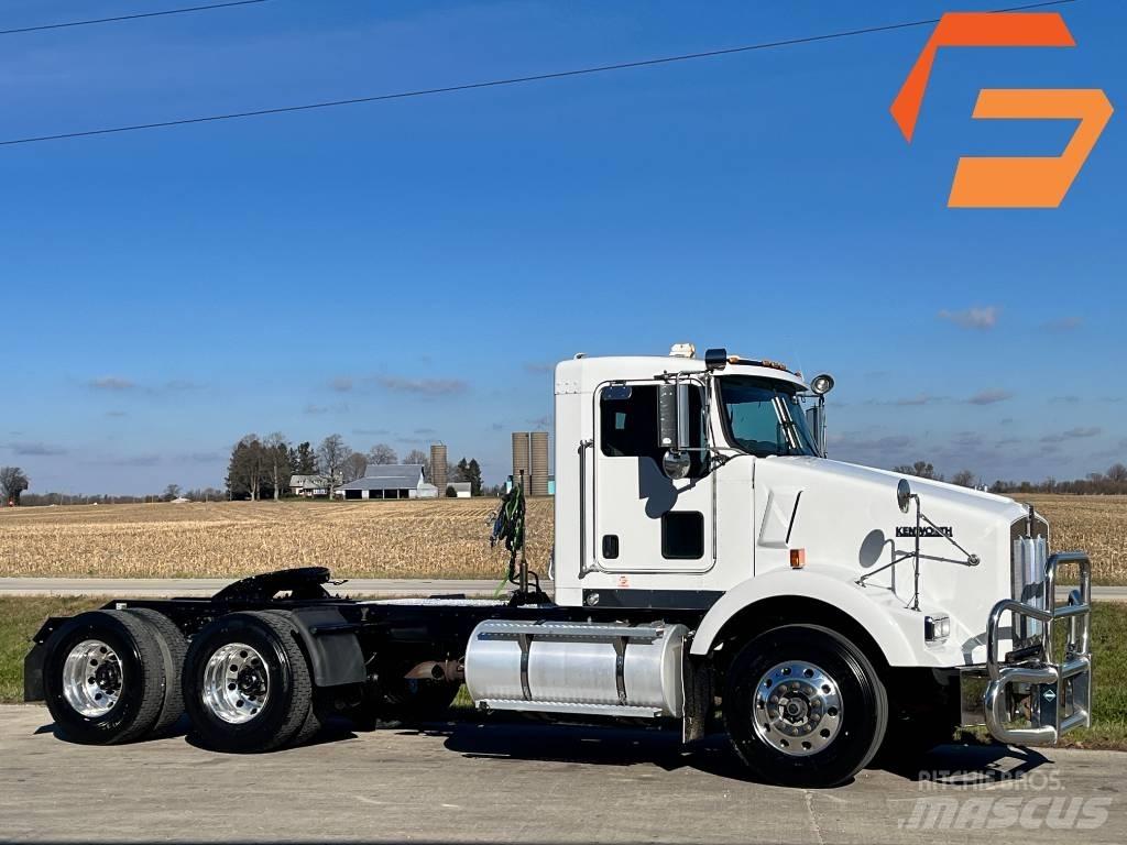 Kenworth T 800 Naudoti vilkikai