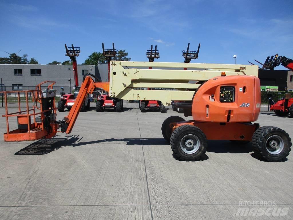 JLG 450AJ (901) Kompaktiškas savaeigis strėlinis keltuvas