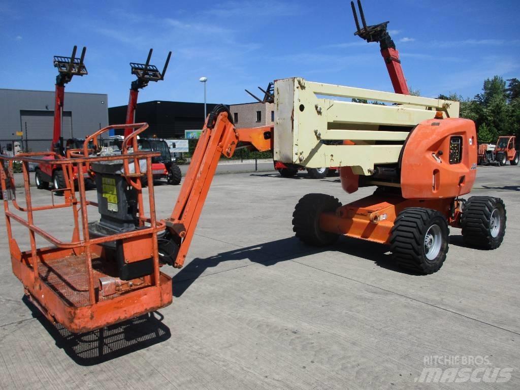 JLG 450AJ (901) Kompaktiškas savaeigis strėlinis keltuvas