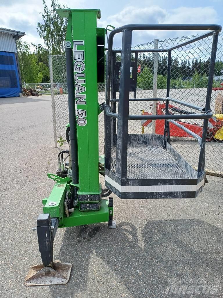 Avant Leguan 50 Vertikalūs stiebiniai keltuvai