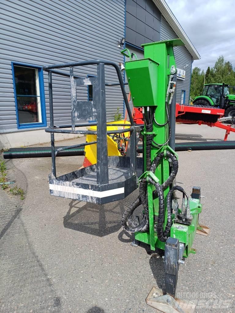 Avant Leguan 50 Vertikalūs stiebiniai keltuvai
