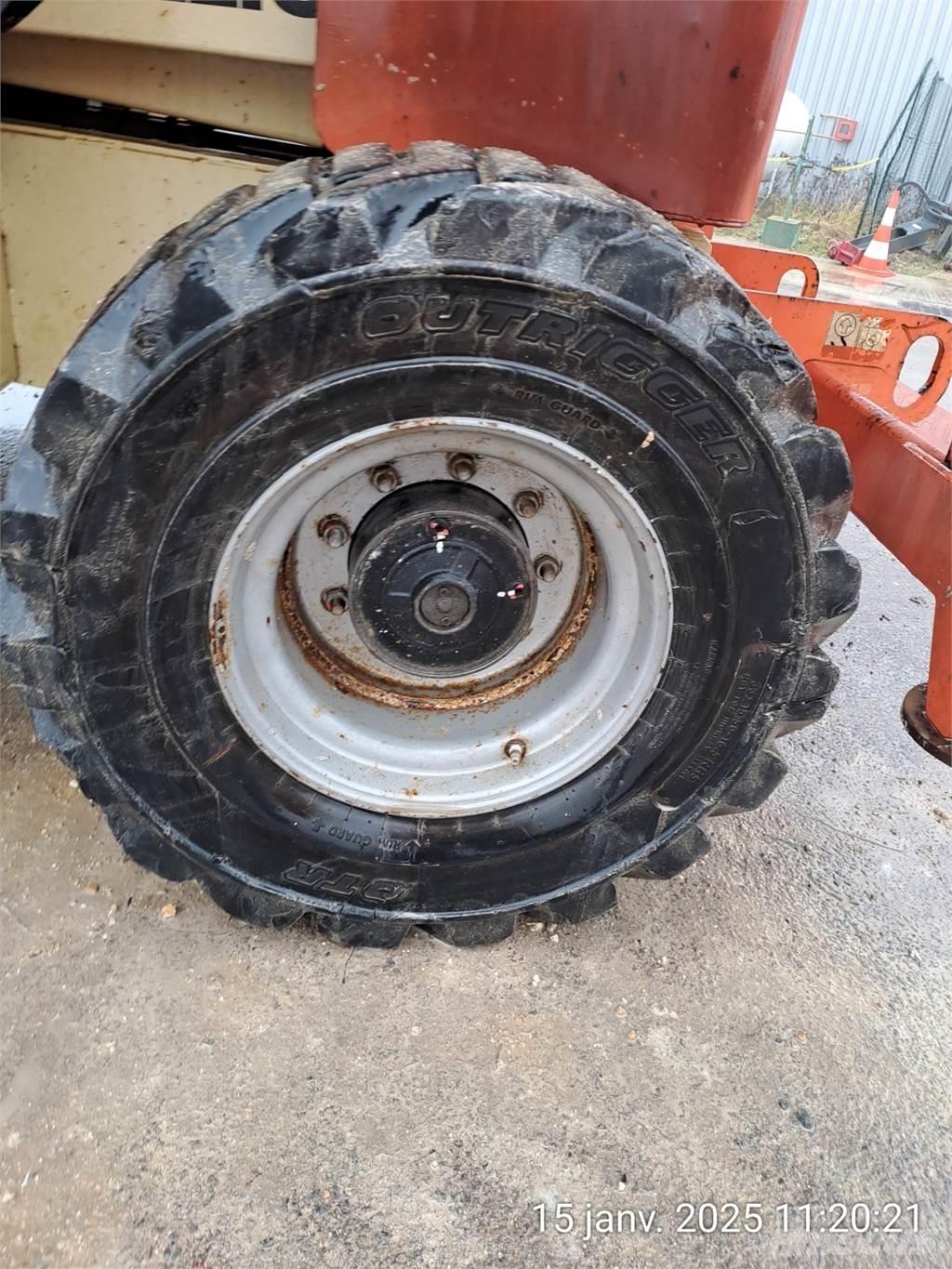JLG 3394RT Žirkliniai keltuvai