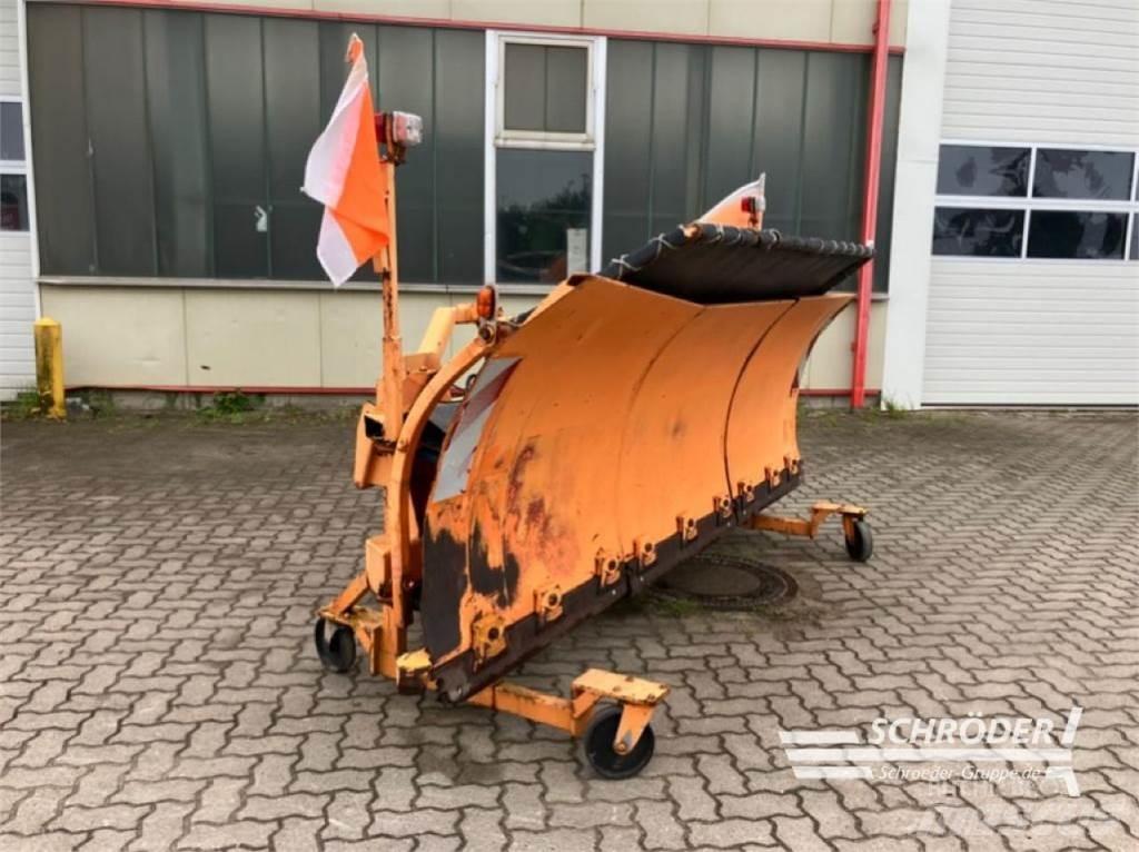 Unimog U 400 Kita