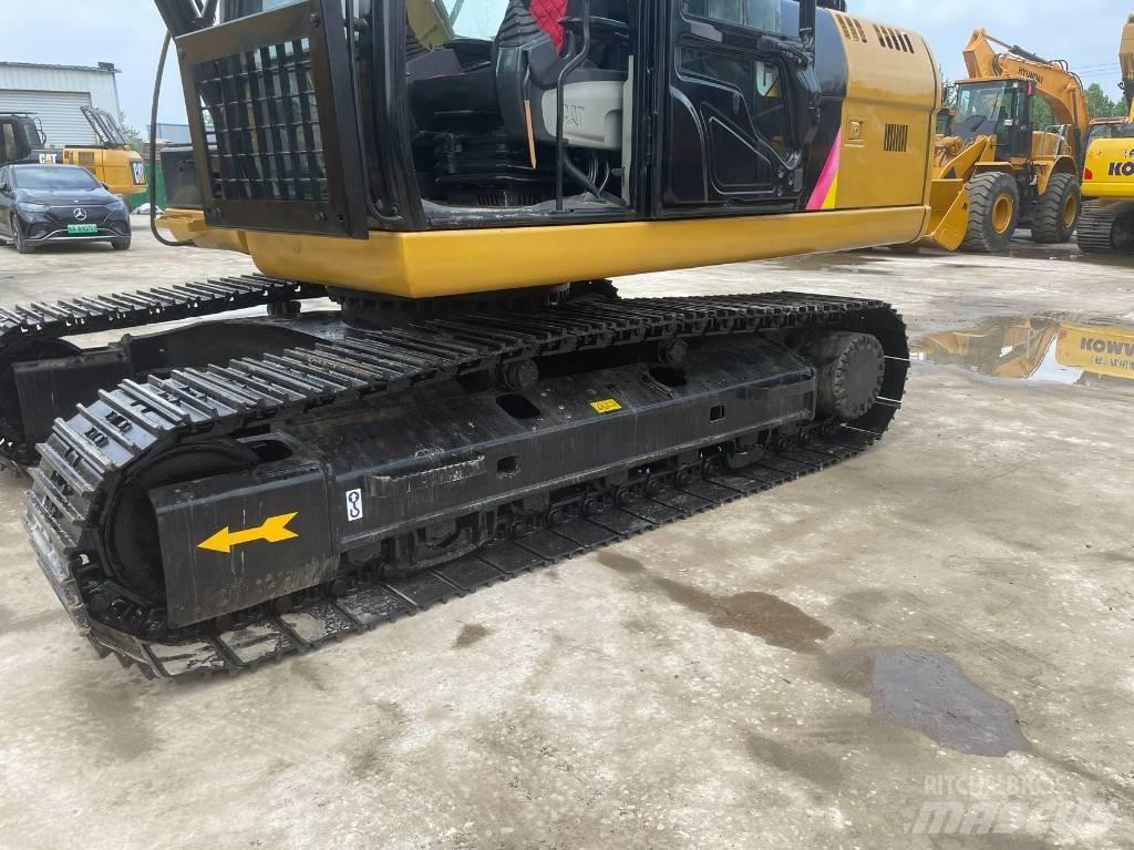 CAT 320D Vikšriniai ekskavatoriai
