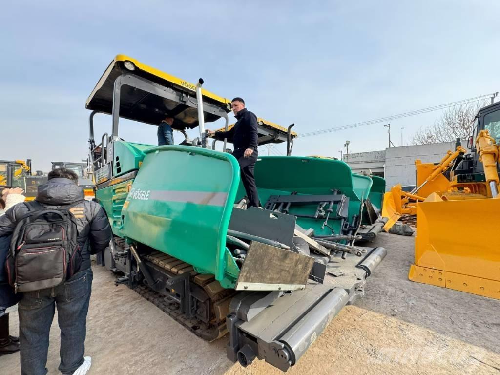 Vögele 1800-3 Vikšriniai ekskavatoriai