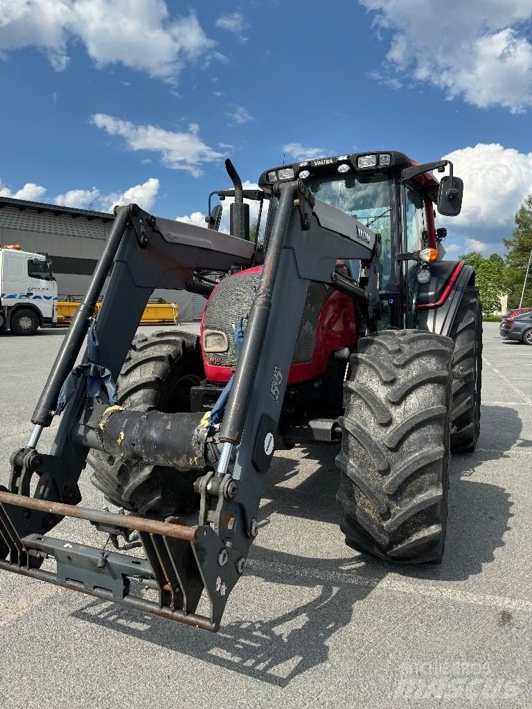 Valtra N141 Advance Traktoriai