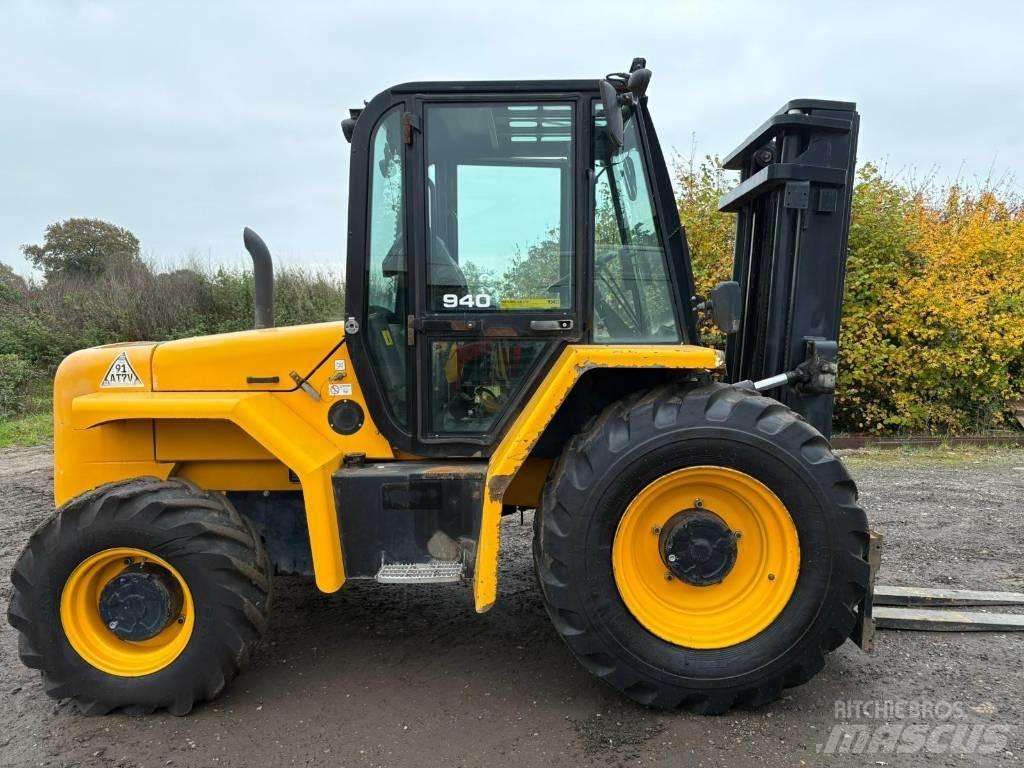 JCB 940 RT Visureigiai krautuvai