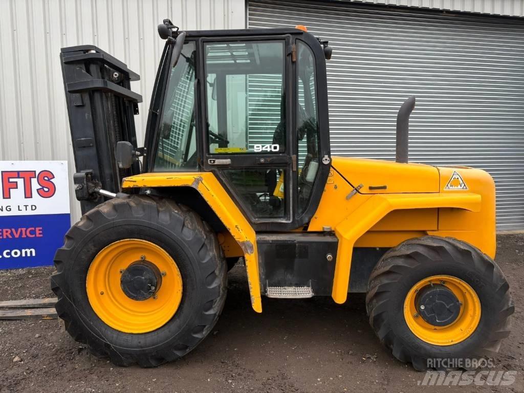 JCB 940 RT Visureigiai krautuvai