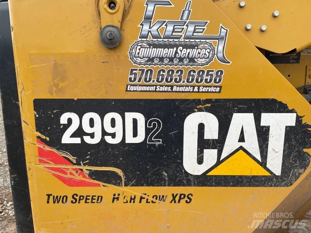 CAT 299 D 2 Krautuvai su šoniniu pasukimu