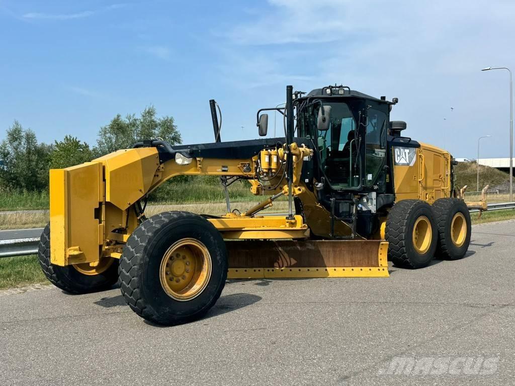 CAT 140M3 Greideriai