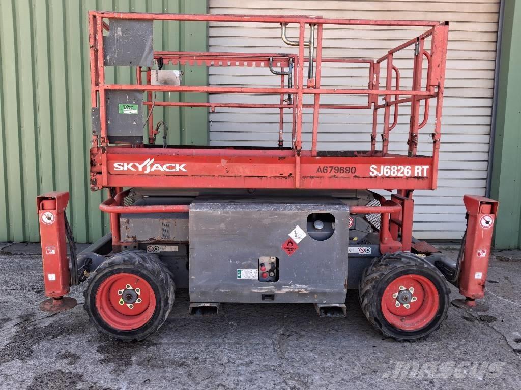 SkyJack SJ 6826 RT Žirkliniai keltuvai