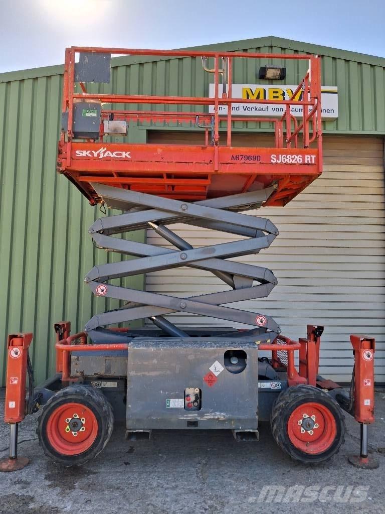 SkyJack SJ 6826 RT Žirkliniai keltuvai