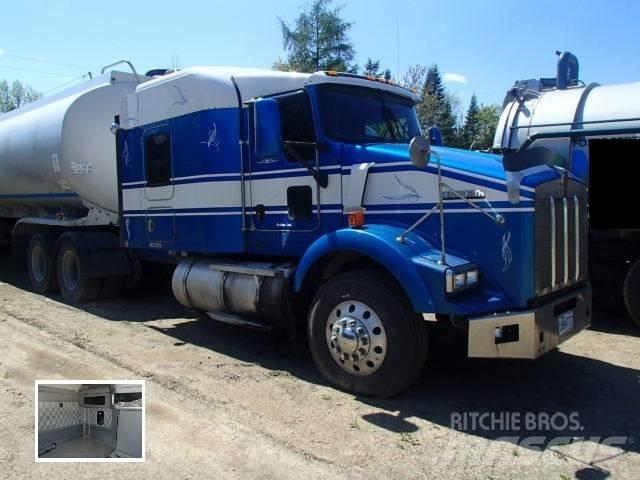Kenworth T 800 Naudoti vilkikai