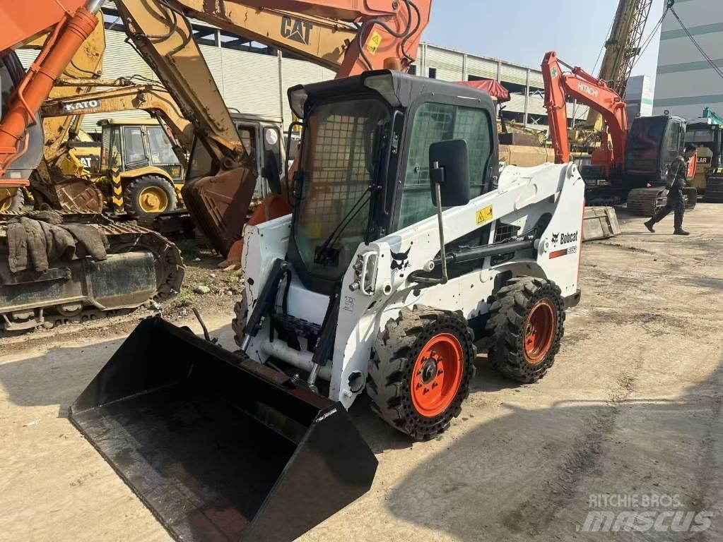 Bobcat S 550 Krautuvai su šoniniu pasukimu