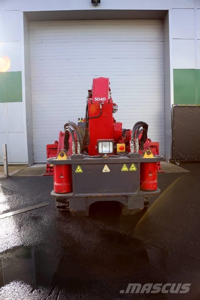 Unic URW-506 Mini kranai