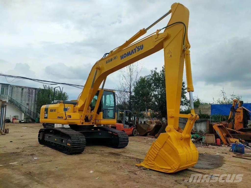 Komatsu PC 220 Vikšriniai ekskavatoriai