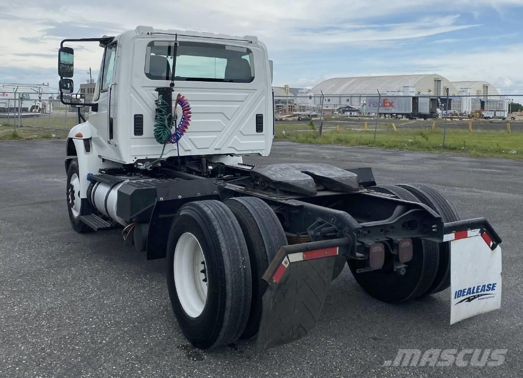 International MV607 Naudoti vilkikai