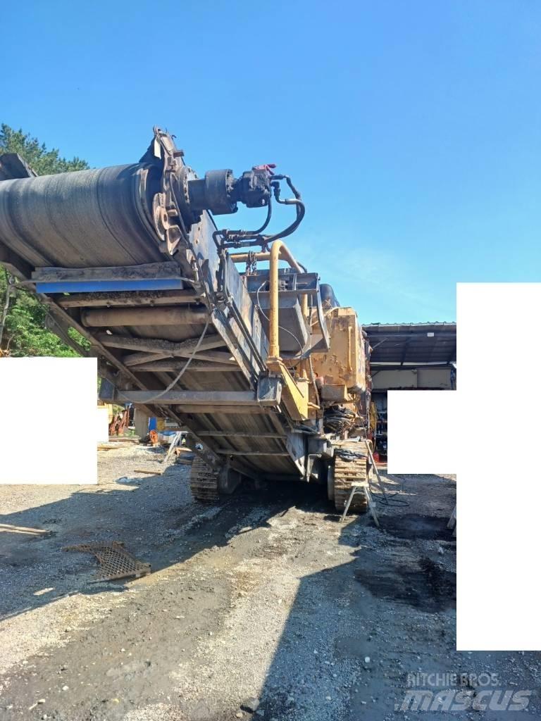 Komatsu BR 550 JG-1 Trupintuvai