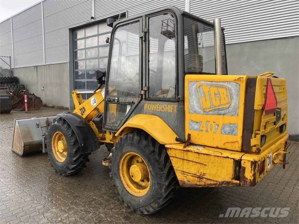 JCB 407 Daugiafunkciniai pakrovėjai