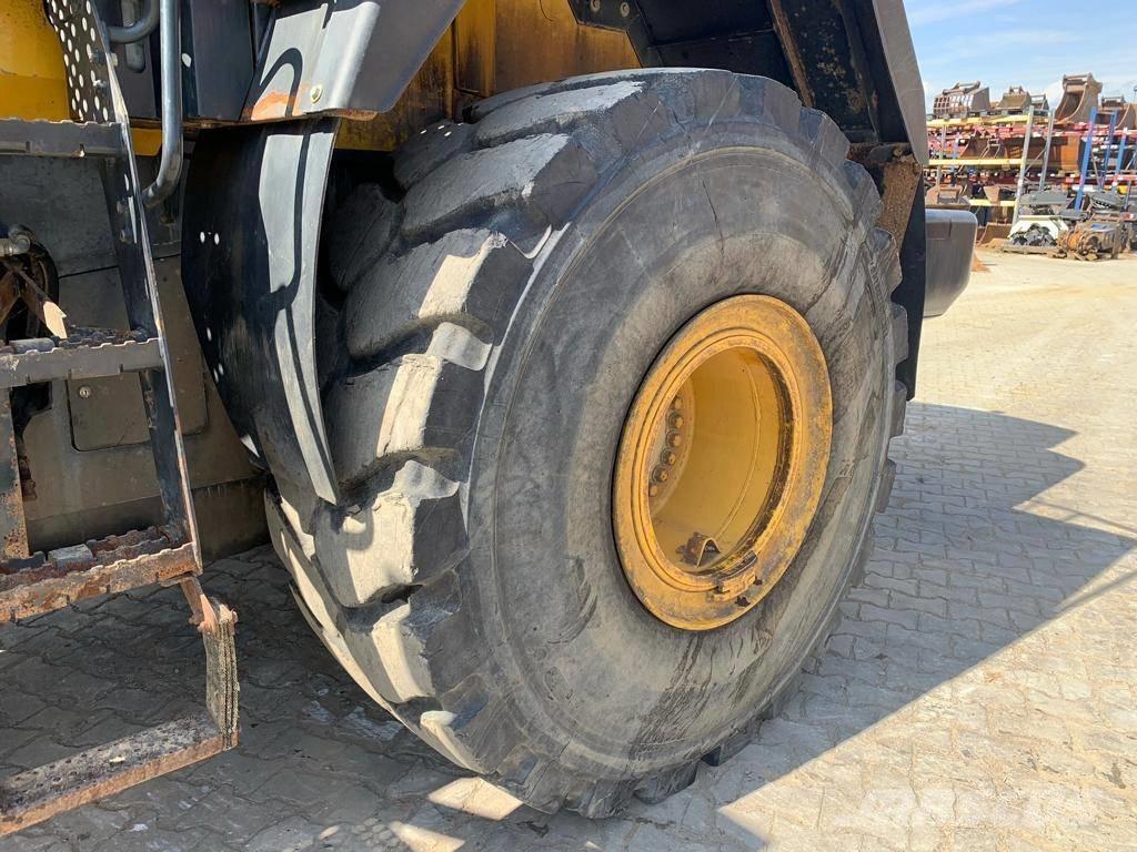 Komatsu WA 480-6 Naudoti ratiniai krautuvai