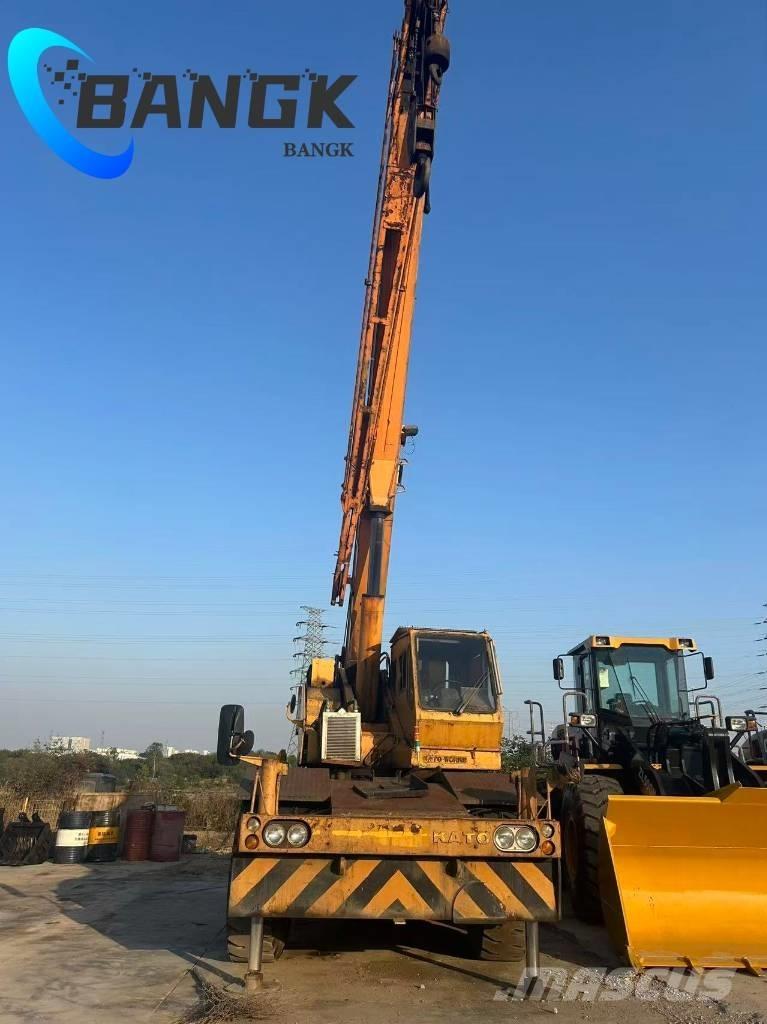 Kato KR 25 H Neapdoroto reljefo kranai