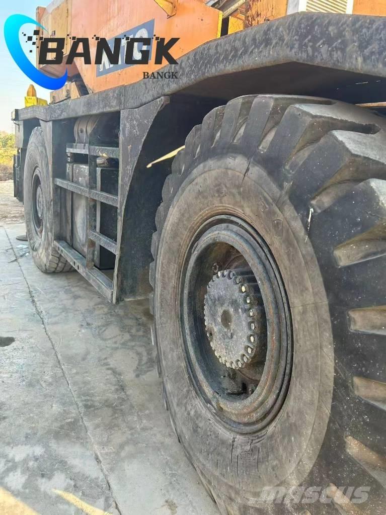 Kato KR 25 H Neapdoroto reljefo kranai