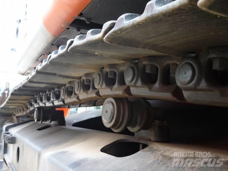 Hitachi EX 300-5 Vikšriniai ekskavatoriai