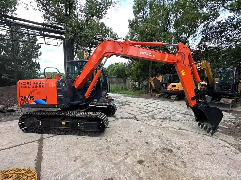 Hitachi 70 Vikšriniai ekskavatoriai