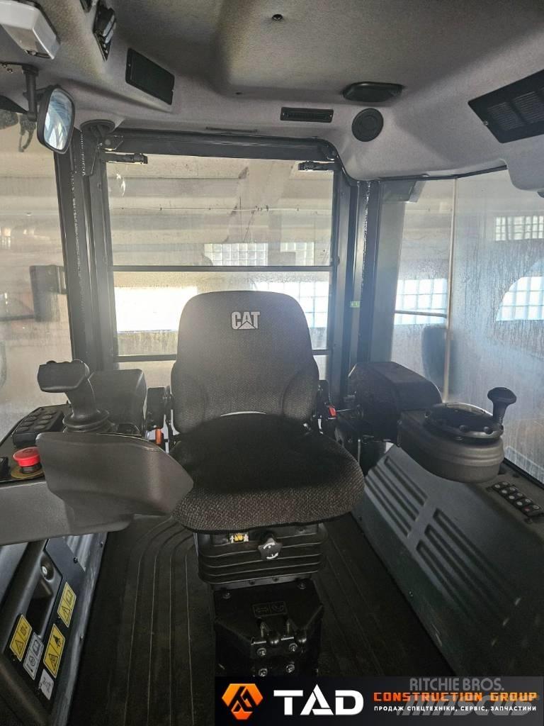 CAT CB 10 Kiti volai