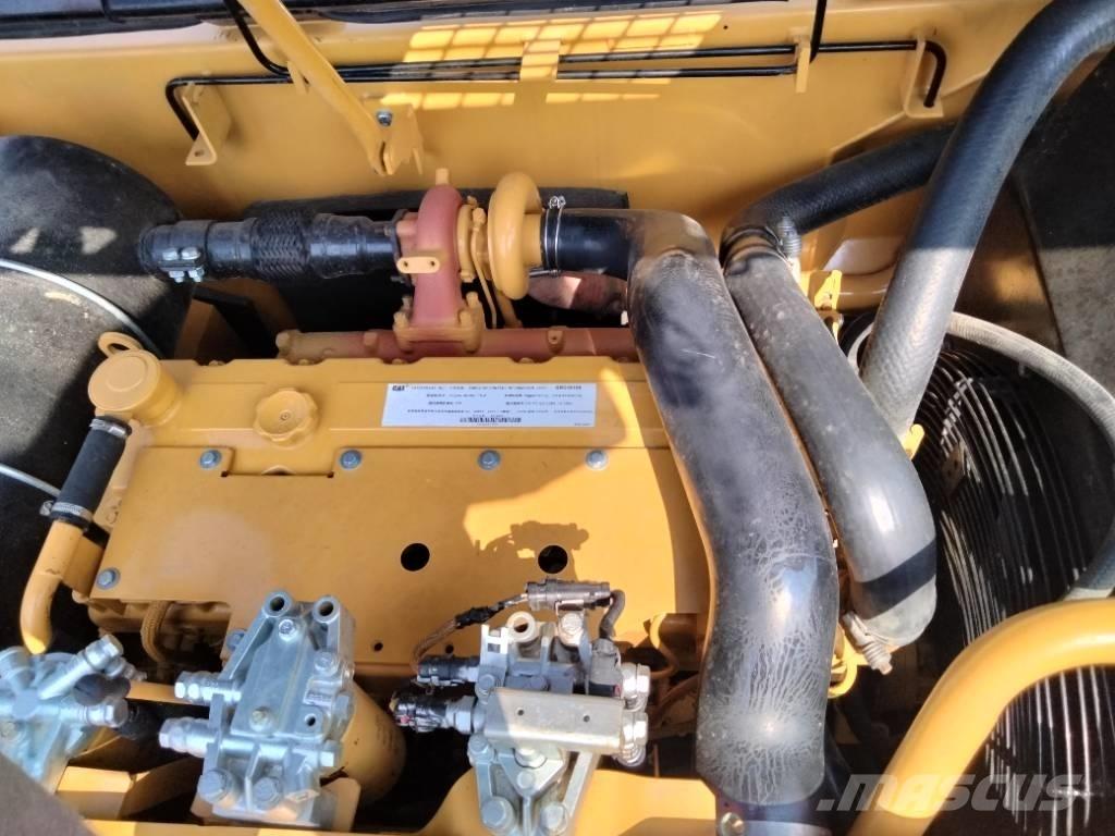 CAT 320 D Vikšriniai ekskavatoriai