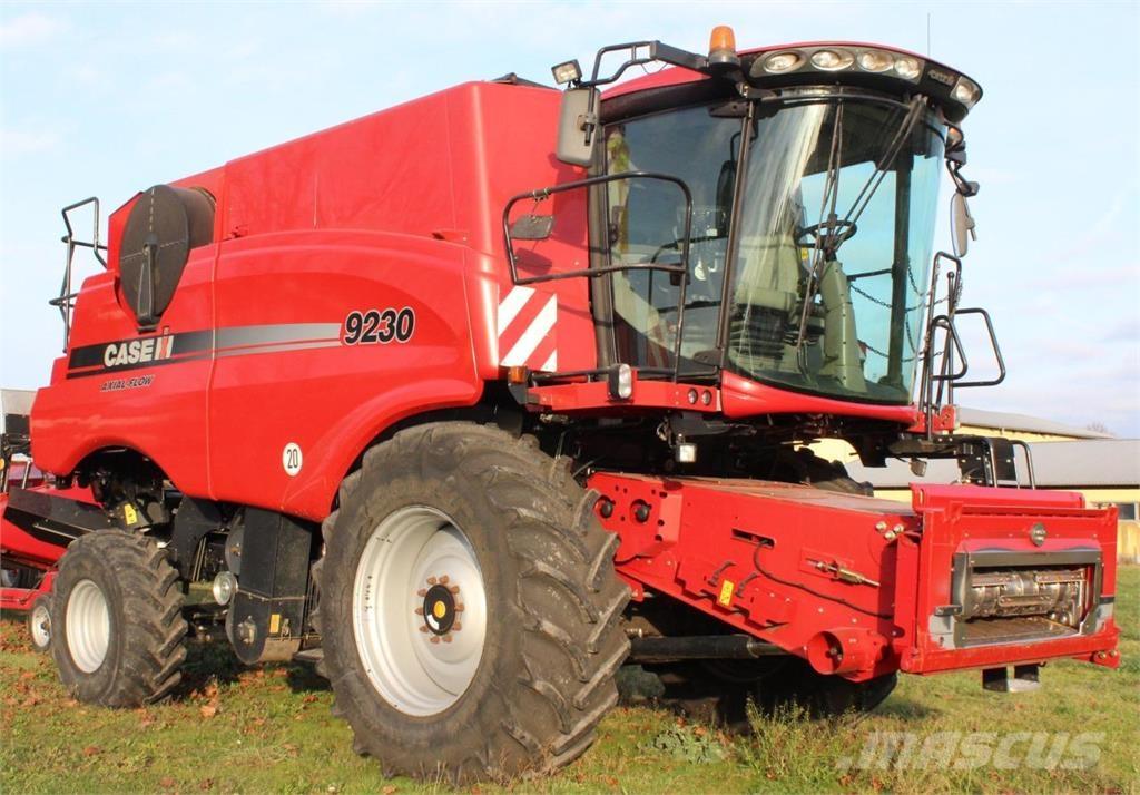 Case IH AF 9230 Derliaus nuėmimo kombainai