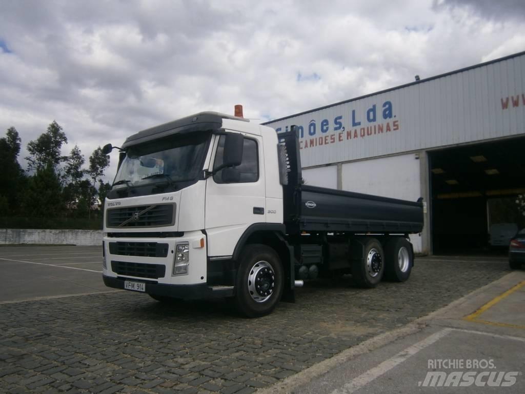 Volvo FM9 300 Savivarčių priekabų vilkikai