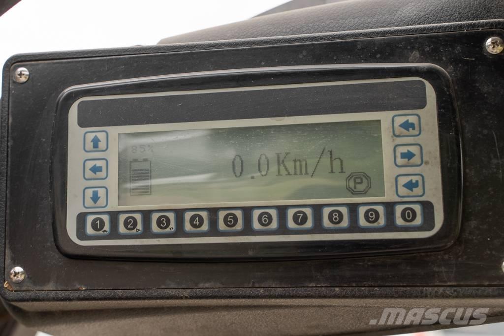 Manitou ME 435 Elektriniai šakiniai krautuvai