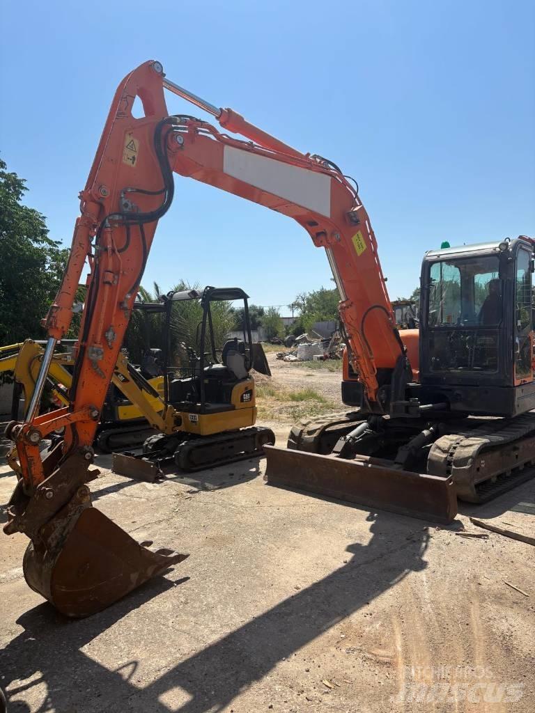 Doosan DX 80 R Vidutinės galios ekskavatoriai 7-12 t