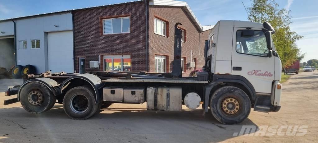 Volvo FM 12 Sunkvežimiai su keliamuoju kabliu