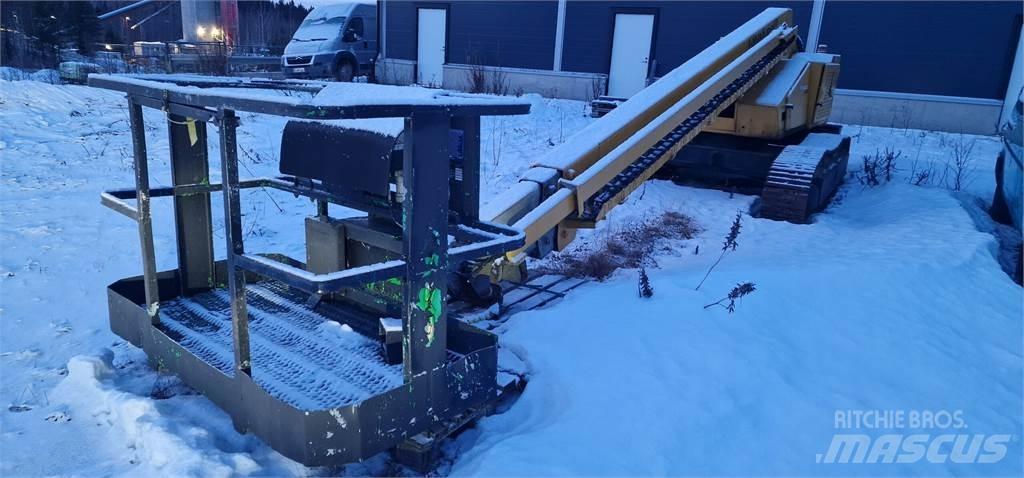 Grove MZ66BR Vertikalūs stiebiniai keltuvai