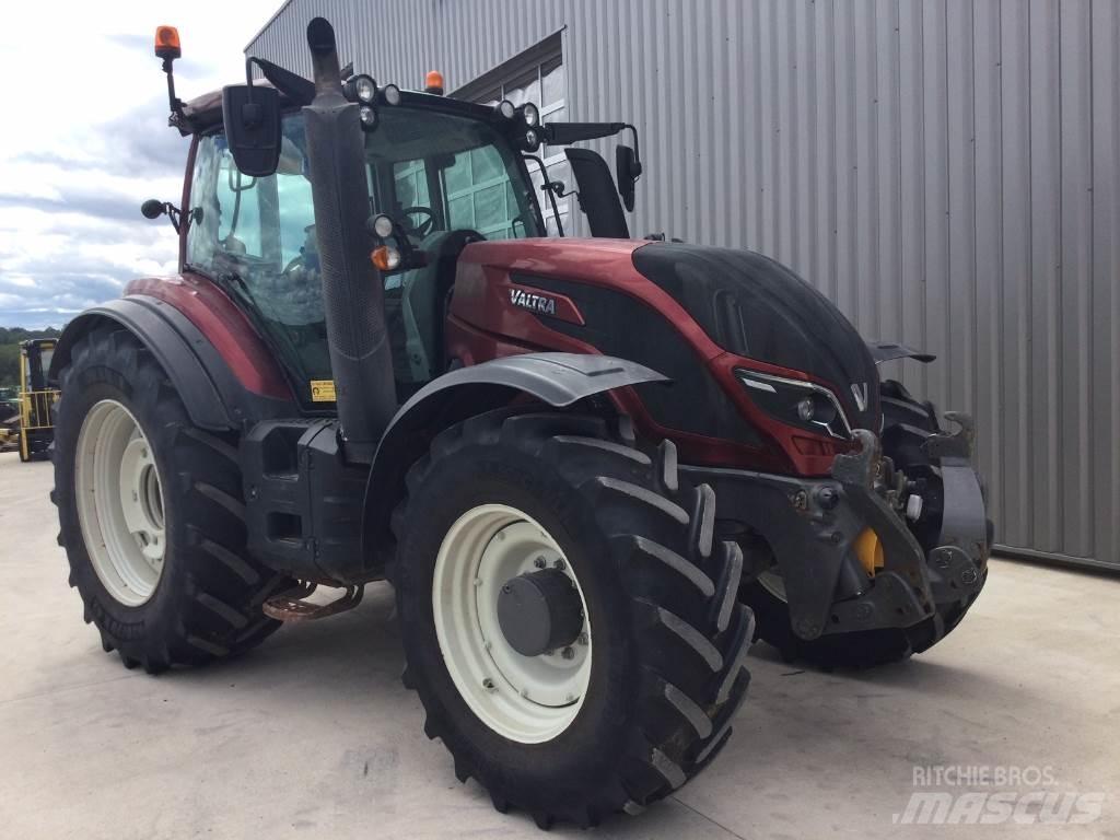 Valtra T194 Traktoriai