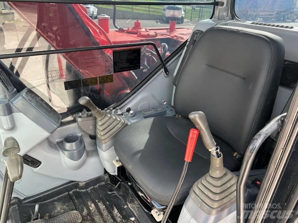Hitachi Zaxis 70 Vikšriniai ekskavatoriai