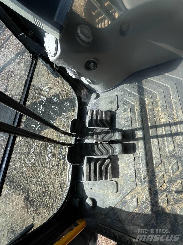 Volvo EC 220 Vikšriniai ekskavatoriai
