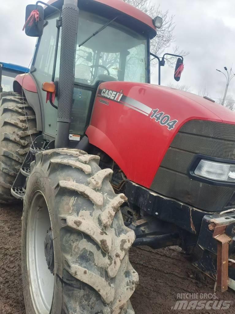 Case IH FARMALL 1404 Traktoriai