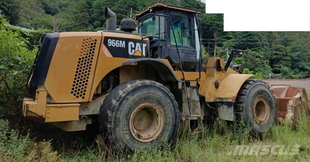 CAT 966 M Naudoti ratiniai krautuvai