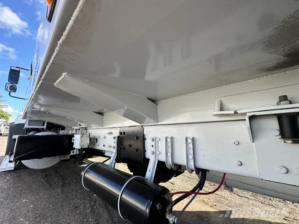 Freightliner 114 SD Šiukšliavežės