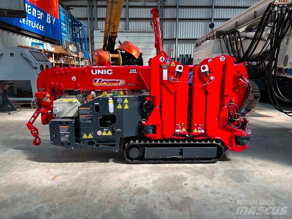 Unic URW 095 Visureigiai kranai