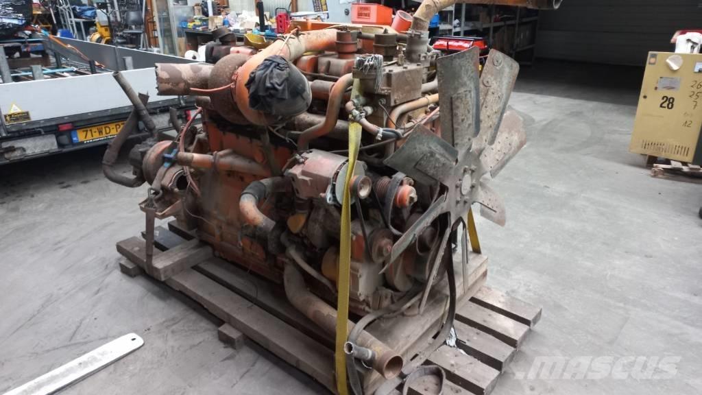Cummins KTA19-C Varikliai