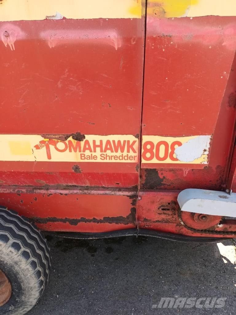 Tomahawk 808 Ryšulių smulkinimo, pjaustymo ir išvyniojimo įrenginiai