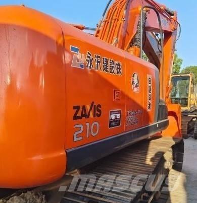 Hitachi ZX 210 Vikšriniai ekskavatoriai