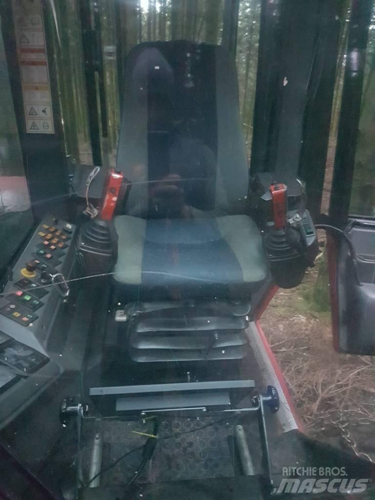 Valmet 921 Miško technika (Harvesteriai)
